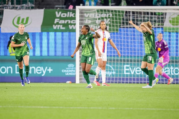 24.03.2026, xgrfx, Fussball UEFA Women s Champions League Viertelfinale , VfL Wolfsburg - Olympique Lyon v.l. Tor,, Lineth Beerensteyn zum 1:0 (VfL Wolfsburg) (DFL DFB REGULATIONS PROHIBIT ANY USE OF PHOTOGRAPHS as IMAGE SEQUENCES and or QUASI-VIDEO) Wolfsburg