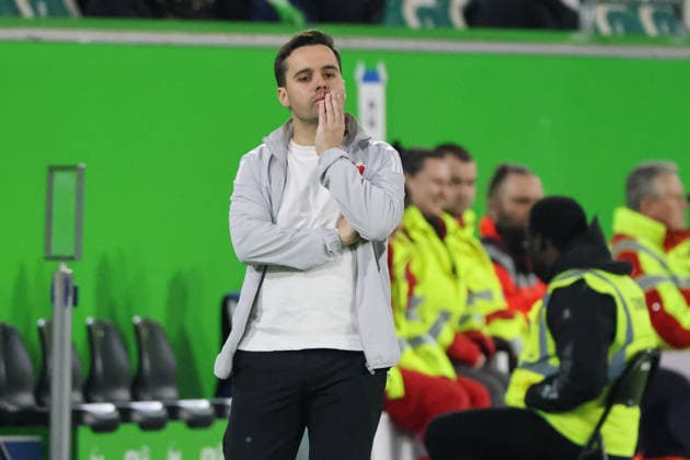 Wolfsburg, Deutschland: 24. März 2026 - UEFA Women™s Champions League - Viertelfinale Hinrunde - VfL Wolfsburg Frauen vs. OL Lyonnes Im Bild: Cheftrainer Jonatan Giraldez (OL Lyonnes) Copyright: HMBxMedia MadeleinexFantini