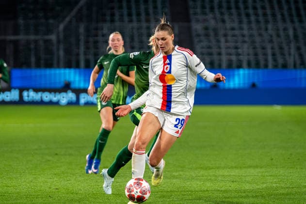 Deutschland, Fussball, UEFA, Womens Champions League, Viertelfinale, Hinspiel 2025 2026: VfL Wolfsburg - OL Lyonnes am 24.03. in Wolfsburg (Volkswagen Arena): Jule Brand (OL Lyonnes 29) Copyright: xSvenxHeidmannx