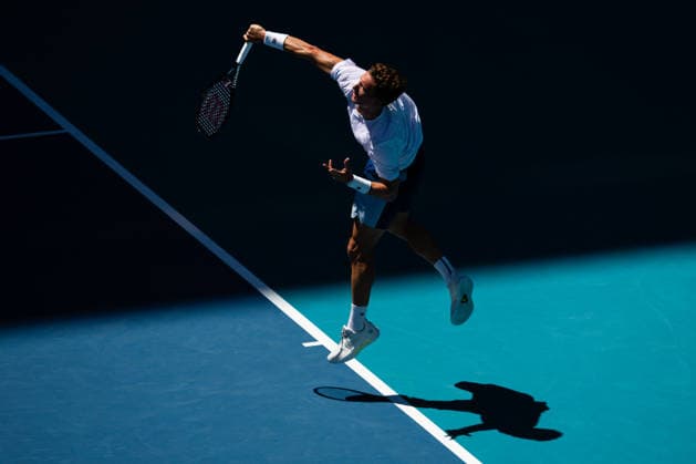 2026 Miami Open Presented By Itau - Day 8 Jiri Lehecka of Czechia serves against Taylor Fritz of the United States during their match on Day 8 of the Miami Open at Hard Rock Stadium in Miami Gardens, Florida, on March 24, 2026. Miami Gardens FL United States  Copyright: xMauricioxPaizx originalFilename:paiz-miamiope260324_npgj8.jpg