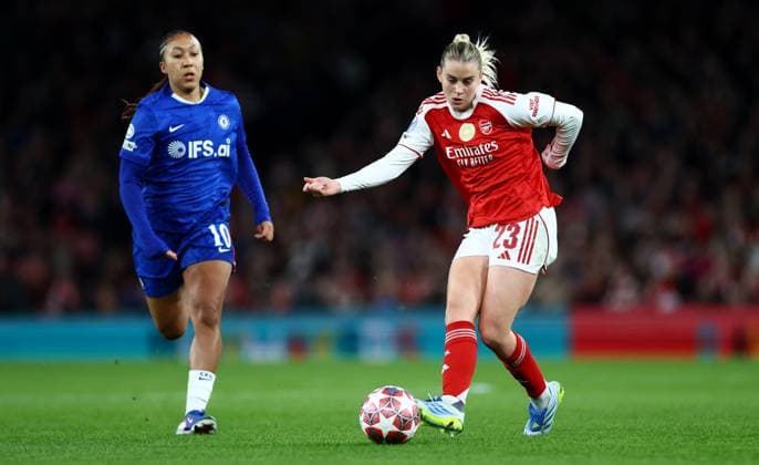 Alessia Russo of Arsenal. Arsenal Women v Chelsea Women, UEFA Women s Champions League, Quarter Final, First Leg, Football, Emirates Stadium, London, UK - 24 Mar 2026London Emirates Stadium United Kingdom EDITORIAL USE ONLY No use with unauthorised audio, video, data, fixture lists, club league logos or live services. Online in-match use limited to 120 images, no video emulation. No use in betting, games or single club league player publications. Copyright: xJamesxMarsh Shutterstockx 16787096aq