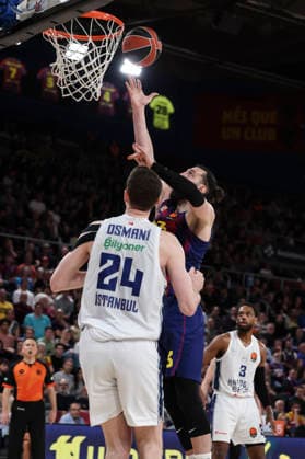 March 24, 2026, Barcelona, Barcelona, Spain: Tornike Shengelia of FC Barcelona, Barca and Ercan Osmani of Anadolu Efes Istanbul in action during the EuroLeague Regular Season Round 33 match played between FC Barcelona and Anadolu Efes Istanbul at Palau Blaugrana on March 24, 2026 in Barcelona, Spain. Barcelona Spain - ZUMAa181 20260324_zaa_a181_196 Copyright: xJavierxBorregox