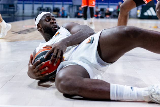 ESP: Real Madrid v Hapoel IBI Tel Aviv. Euroleague. Usman Garuba of Real Madrid during the Euroleague match, between Real Madrid and Hapoel IBI Tel Aviv played at Movistar Arena Stadium on March 24, 2026 in Madrid Spain Madrid Spain Basketball Copyright: xAlbaxPachecox xAgenciaxLOFx