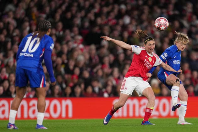 UEFA Women s Champions League Quarter-finals Arsenal v Chelsea Mariona Caldentey of Arsenal and Erin Cuthbert of Chelsea battle during the UEFA Women s Champions League Quarter-finals match Arsenal vs Chelsea at Arsenal Stadium, London, United Kingdom on 24 March 2026 (Photo by Harvey Murphy News Images) Copyright: xHarveyxMurphy NewsxImagesx