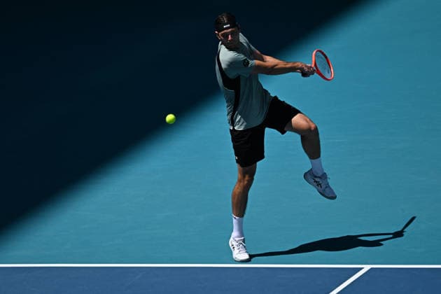 Itau Miami Tennis Open - Taylor Fritz Taylor Fritz (USA) during his fourth round match at the Itau Miami Tennis Open in Miami , USA, on March 24, 2026. Photo by Corinne Dubreuil ABACAPRESS.COM Miami United States  Copyright: xDubreuilxCorinne ABACAx