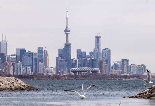 (260325) -- TORONTO, March 25, 2026 -- The Toronto Stadium is seen against the city s skyline in Toronto, Canada, on March 24, 2026. The City of Toronto unveiled the completion of all major upgrades at the Toronto Stadium for the FIFA World Cup, WM, Weltmeisterschaft, Fussball 2026 on Tuesday. With a temporary seating expansion included, the total stadium capacity has increased to 45,000 seats. (Photo by Xinhua) CANADA-TORONTO-FIFA WORLD CUP-STADIUM MAJOR UPGRADES-COMPLETION ZouxZheng 