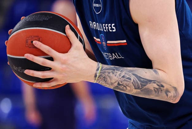 FC Barcelona, Barca v Anadolu Efes Istanbul - Euroleague 2025 2026 Sehmus Hazer trains during the match between FC Barcelona and Anadolu Efes Istanbul, corresponding to round 32 of the Euroleague, at the Palau Blaugrana in Barcelona, Spain, on March 24, 2026. Barcelona Barcelona Spain  Copyright: xUrbanandsportx originalFilename:urbanandsport-fcbarcel260324_npcPY.jpg