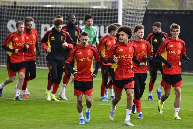 Belgian Red Devils - pre-World Cup 2026 training camp - training 25 03 2026 TUBIZE, BELGIUM - MARCH 25 : Castagne Timothy defender of Belgium and Witsel Axel midfielder of Belgium pictured during a training session at the training grounds of the Royal Belgian Football Association, in preparation to a mini-camp that will take place in the United States. There, the Belgian Red Devils, will play friendly games against the United States of America and Mexico as part of a pre-World Cup 2026 training camp on March 25, 2026 in Tubize, Belgium, 25 03 2026 Tubize Belgium  Copyright: xJanxDexMeuleneirx