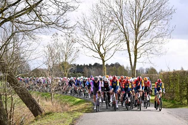 Tour of Bruges 2026 Cycling Race BRUGGE, BELGIUM - MARCH 25 : illustration picture peloton during the 50th edition of Tour of Bruges an UCI World Tour 1.UWT one day cycling road race for Men Elite of 202.9 km with start in Brugge and finish in Brugge on March 25, 2026 in Brugge, Belgium, 25 03 2026 ( Motordriver Kenny Verfaillie - Brugge Belgium  Copyright: xTomasxSiskx