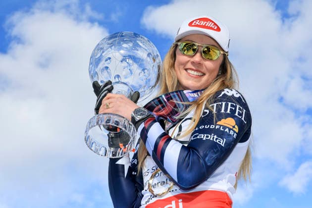 Sport Bilder des Tages ALPINE SKIING - FIS WC Final Lillehammer HAFJELL,NORWAY,25.MAR.26 - ALPINE SKIING - FIS World Cup Final, award ceremony for the Overall World Cup Ladies. Image shows Mikaela Shiffrin (USA). keywords: crystal globe.  GEPAxpictures xWolfgangxGrebien