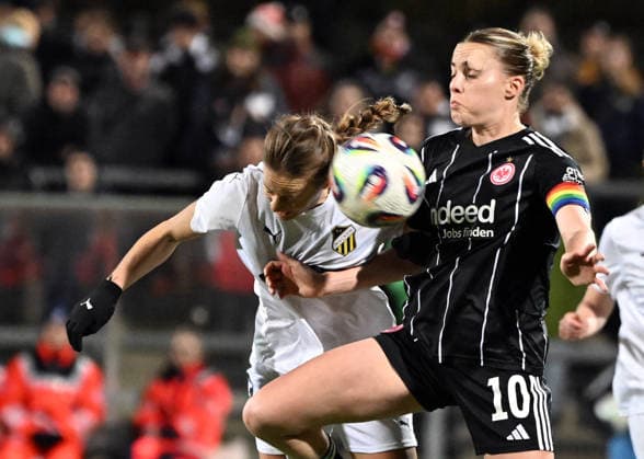 RECORD DATE NOT STATED 25.03.2026, xjhx, Fussball UEFA Women s Europa Cup, Eintracht Frankfurt - BK Häcken v.l. Aivi Luik (BK Häcken), Laura Freigang (Eintracht Frankfurt Frauen) (DFL DFB REGULATIONS PROHIBIT ANY USE OF PHOTOGRAPHS as IMAGE SEQUENCES and or QUASI-VIDEO) Frankfurt am Main