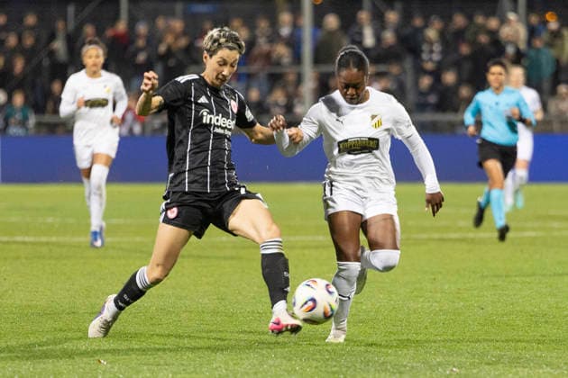 UEFA Womens Europa Cup: Eintracht Frankfurt - BK Häcken, 25.03.2026 Sara Doorsoun (Eintracht Frankfurt 23) klärt den Ball or Monica Bah (BK Häcken 11), Eintracht Frankfurt - BK Häcken, Frankfurt, Stadion am Brentanobad, 25.3.2026 Copyright: xBEAUTIFULxSPORTS Gawlikx
