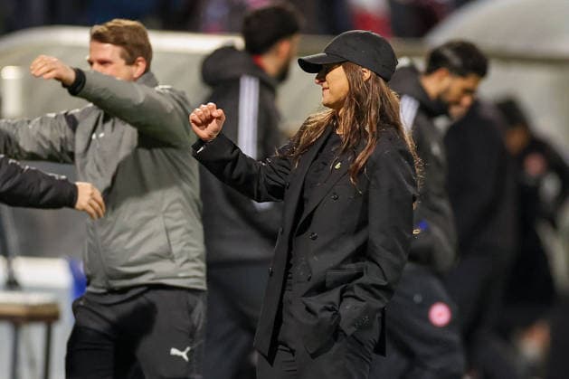 FRANKFURT AM MAIN, DEUTSCHLAND 25.03.2026 Halbfinal-Hinspiel im UEFA Women™s Europa Cup zwischen Eintracht Frankfurt Frauen und BK Haecken FF im Stadion am Brentanobad in Frankfurt am Main v.l., headcoach Elena Sadiku (BK Haecken FF) jubeln jubelt nach Spielende. Copyright: JoaquimxFerreira