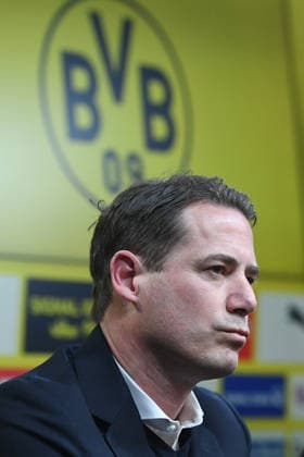Fußball 1. Bundesliga Vorstellung von Nils-Ole Book bei Borussia Dortmund am 25.03.2026 im Signal Iduna Park in Dortmund Lars Ricken ( Geschäftsführer Dortmund )
