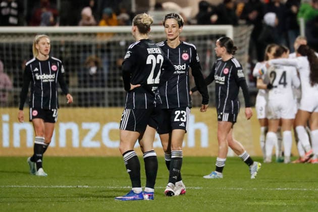 Frankfurt, Deutschland 25. März 2026: UEFA Womens Europa Cup - 2025 2026 - Halbfinale - Eintracht Frankfurt gegen BK Häcken Im Bild: v.li. Nadine Riesen (SGE) und Sara Doorsoun (SGE) Stadion am Bretanobad Hessen Copyright: xFotostandx xvanxderxVeldenx