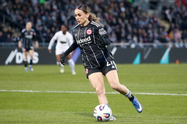Frankfurt, Deutschland 25. März 2026: UEFA Womens Europa Cup - 2025 2026 - Halbfinale - Eintracht Frankfurt gegen BK Häcken Im Bild: Ereleta Memeti (SGE) Stadion am Bretanobad Hessen Copyright: xFotostandx xvanxderxVeldenx