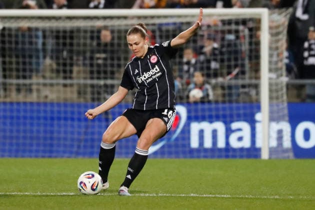Frankfurt, Deutschland 25. März 2026: UEFA Womens Europa Cup - 2025 2026 - Halbfinale - Eintracht Frankfurt gegen BK Häcken Im Bild: Marthine Ostenstad (SGE) Stadion am Bretanobad Hessen Copyright: xFotostandx xvanxderxVeldenx