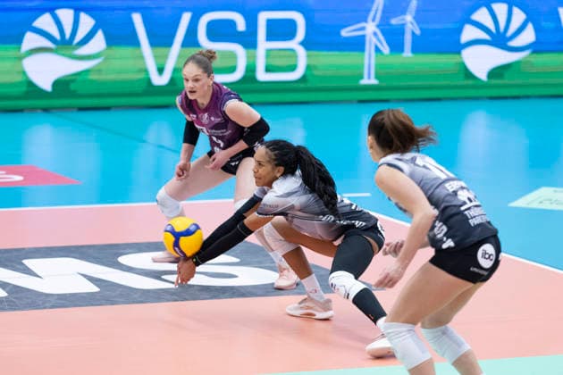 1. Volleyball Bundesliga Frauen Playoffs Viertelfinale: Schwarz-Weiss Erfurt vs. Allianz MTV Stuttgart; Erfurt; 25.03.2026 Alianza Darley ( 14; Schwarz-Weiss Erfurt) 1. Volleyball Bundesliga Frauen Playoffs Viertelfinale: Schwarz-Weiss Erfurt vs. Allianz MTV Stuttgart; Riethsporthalle Erfurt; 25.03.2026 Copyright: xBEAUTIFULxSPORTS Duehringx