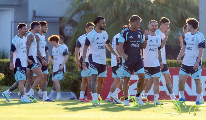 Argentina™s national team, Nationalteam players take part in a training session in Ezeiza, Buenos Aires Province, on March 25, 2026, ahead of the FIFA World Cup, WM, Weltmeisterschaft, Fussball 2026 friendlys football matches against Mauritania and Zambia. EZEIZA ARGENTINA Copyright: xALEJANDROxPAGNIx