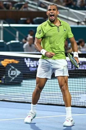 Itau Miami Tennis Open - Arthur Fils Arthur Fils (FRA) during his quarter final tround match at the Itau Miami Tennis Open in Miami , USA, on March 25, 2026. Photo by Corinne Dubreuil ABACAPRESS.COM Miami United States  Copyright: xDubreuilxCorinne ABACAx