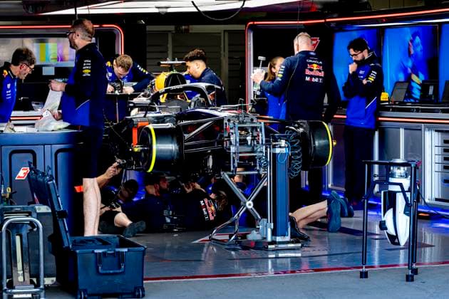 SUZUKA - Working on the car of Formula 1 driver Max Verstappen or Oracle Red Bull Racing during the Formula 1 Japan Suzuka Media Day at the Suzuka Formula 1 circuit on March 26, 2025 in Suzuka, Japan. (Photo by DeFodi Images) -