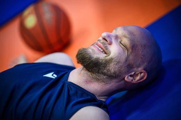 easycredit BBL Basketball Bundesliga 2025 2026 Nachholspiel 5. Spieltag 26.03.2026 Science City Jena vs Veolia Towers Hamburg Robin Christen (Jena), closeup Portrait, Lachen Sparkassen Arena