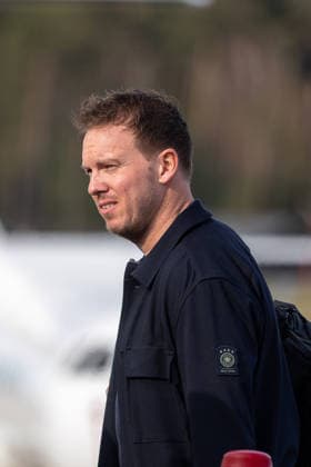 Abreise der DFB Herren Fußball Nationalmannschaft zum Länderspiel in Basel, Nürnberg, 26.03.2026 Julian Nagelsmann, Bundestrainer der deutschen Herren Fußball Nationalmannschaft, am Flughafen Nürnberg vor dem Einstieg in das Lufthansa Charterflugzeug nach Basel Nürnberg Bayern Deutschland