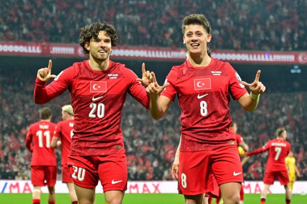 Turkiye v Romania - 2026 FIFA World Cup, WM, Weltmeisterschaft, Fussball European Qualifiers ISTANBUL, TURKIYE - MARCH 26: Ferdi Kadioglu (20) of Turkiye celebrates with Arda Guler (8) after scoring a goal during the 2026 FIFA World Cup European Qualifiers play-off semifinal match between Turkiye and Romania at Tupras Stadium in Istanbul, Turkiye on March 26, 2026. Serhat Cagdas Anadolu Istanbul Turkey. Editorial use only. Please get in touch for any other usage.  Copyright: x2026xAnadoluxSerhatxCagdasx