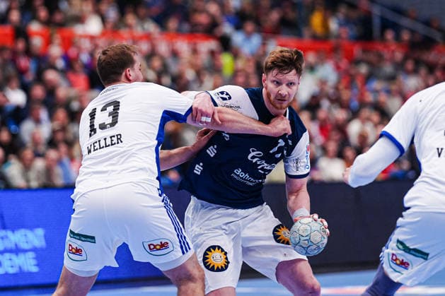 Niklas Weller (Handball Verein Hamburg, 13), Johannes Wasielewski (Bergischer HC, 77) GER, Handball Sport Verein Hamburg vs. Bergischer HC, Handball, 1. Bundesliga, Spieltag 26, Saison 2025 2026, 26.03.2026 GER, Handball Sport Verein Hamburg vs. Bergischer HC, Handball, 1. Bundesliga, Spieltag 26, Saison 2025 2026, 26.03.2026 Hamburg Copyright: xEibner-Pressefoto MarcelxvonxFehrnx EP_MFN