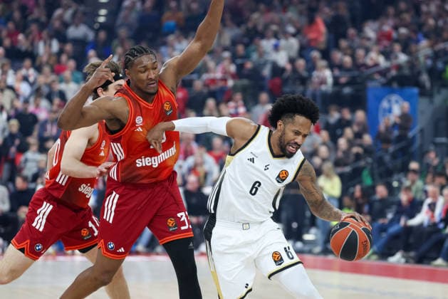 Braian Angola (LDLC ASVEL Villeurbanne, 06) mit David McCormack (FC Bayern Basketball, 33), GER, FC Bayern Basketball vs. LDLC ASVEL Villeurbanne, Basketball, Euroleague, 34. Spieltag, Saison 2025 2026, 26.03.2026, GER, FC Bayern Basketball vs. LDLC ASVEL Villeurbanne, Basketball, Euroleague, 34. Spieltag, Saison 2025 2026, 26.03.2026 Muenchen Copyright: xEibner-Pressefoto JennixMaulx EP_JML