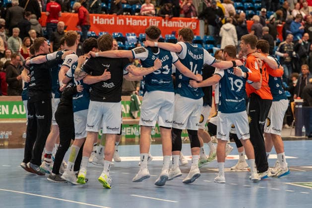 26.03.2026, xdobgx, Handball Daikin HBL, Handball Verein Hamburg - Bergischer HC v.l. Bergischer HC, Jubel ueber den Sieg, Jubel nach Spielende