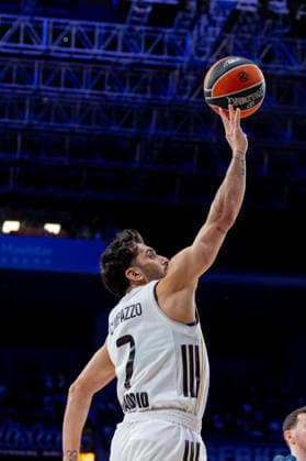 ESP: Real Madrid v Anadolu Efes Istanbul. Euroleague. Facundo Campazzo of Real Madrid during the Euroleague match, between Real Madrid and Anadolu Efes Istanbul played at Movistar Arena Stadium on March 26, 2026 in Madrid Spain Madrid Spain Basketball Copyright: xAlbaxPachecox xAgenciaxLOFx