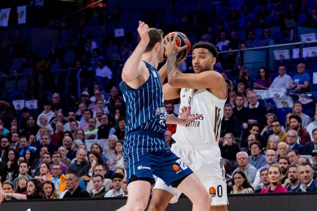 ESP: Real Madrid v Anadolu Efes Istanbul. Euroleague. Trey Lyles of Real Madrid during the Euroleague match, between Real Madrid and Anadolu Efes Istanbul played at Movistar Arena Stadium on March 26, 2026 in Madrid Spain Madrid Spain Basketball Copyright: xAlbaxPachecox xAgenciaxLOFx