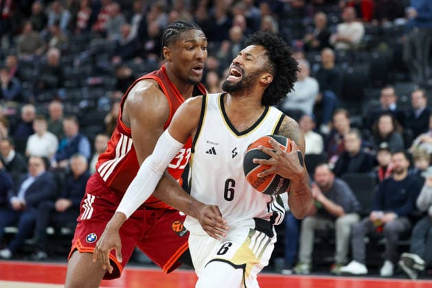 Braian Angola (LDLC ASVEL Villeurbanne, 06) mit David McCormack (FC Bayern Basketball, 33), GER, FC Bayern Basketball vs. LDLC ASVEL Villeurbanne, Basketball, Euroleague, 34. Spieltag, Saison 2025 2026, 26.03.2026, GER, FC Bayern Basketball vs. LDLC ASVEL Villeurbanne, Basketball, Euroleague, 34. Spieltag, Saison 2025 2026, 26.03.2026 Muenchen Copyright: xEibner-Pressefoto JennixMaulx EP_JML