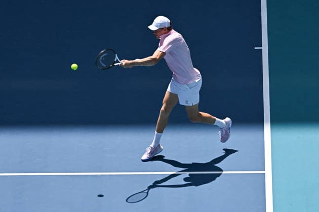 Jannick Sinner v Frances Tiafoe At Miami Open 2026 - USA Jannik Sinner (ITA) during his semi final tround match at the Itau Miami Open in Miami, FL, USA on March 26, 2026. Photo by Corinne Dubreuil ABACAPRESS.COM Miami FL United States  Copyright: xDubreuilxCorinne ABACAx