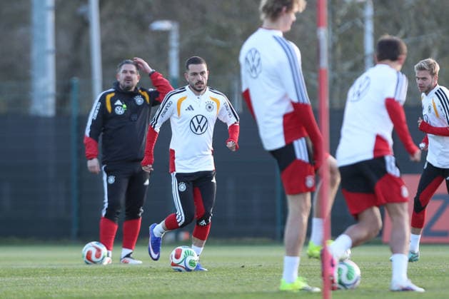 26.03.2026, xtgx, Fussball, U21, U 21 Nationalmannschaft, Abschlusstraining emspor, v.l. Arijon Ibrahimovic (Deutschland) (DFL DFB REGULATIONS PROHIBIT ANY USE OF PHOTOGRAPHS as IMAGE SEQUENCES and or QUASI-VIDEO) Wolfsburg