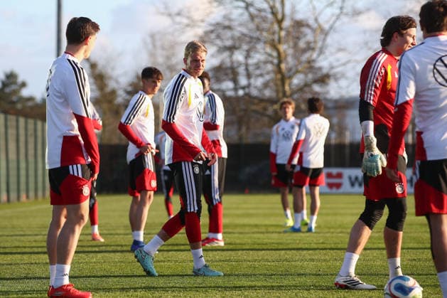 26.03.2026, xtgx, Fussball, U21, U 21 Nationalmannschaft, Abschlusstraining emspor, v.l. Leandro Morgalla (Deutschland) (DFL DFB REGULATIONS PROHIBIT ANY USE OF PHOTOGRAPHS as IMAGE SEQUENCES and or QUASI-VIDEO) Wolfsburg