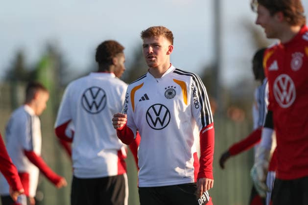 26.03.2026, xtgx, Fussball, U21, U 21 Nationalmannschaft, Abschlusstraining emspor, v.l. Finn Jeltsch (Deutschland) (DFL DFB REGULATIONS PROHIBIT ANY USE OF PHOTOGRAPHS as IMAGE SEQUENCES and or QUASI-VIDEO) Wolfsburg