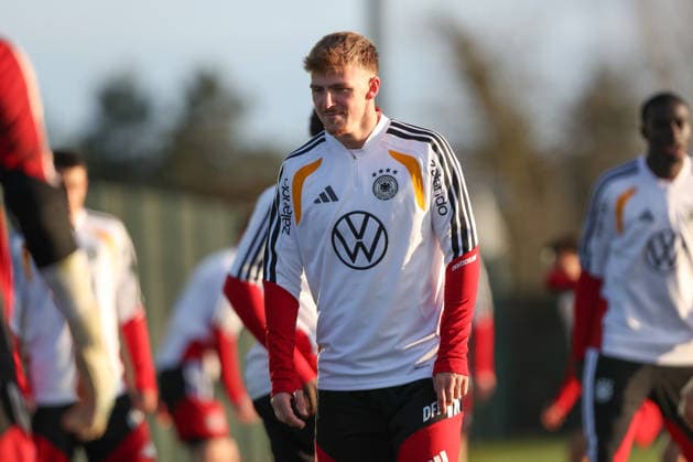 26.03.2026, xtgx, Fussball, U21, U 21 Nationalmannschaft, Abschlusstraining emspor, v.l. Finn Jeltsch (Deutschland) (DFL DFB REGULATIONS PROHIBIT ANY USE OF PHOTOGRAPHS as IMAGE SEQUENCES and or QUASI-VIDEO) Wolfsburg