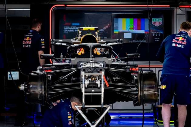 SUZUKA - Mechanics work on the car of Formula 1 driver Isack Hadjar of Oracle Red Bull Racing during the Formula 1 Japan Suzuka free practice at the Suzuka Formula 1 circuit on March 27, 2025 in Suzuka, Japan. (Photo by DeFodi Images) -