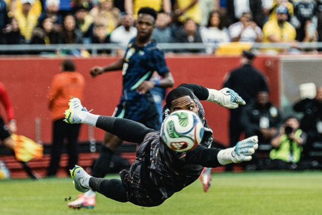 Brazil vs. France BOSTON, MA - 26.03.2026: BRAZIL VS. FRANCE - Mike Maignan during the International Friendly, Länderspiel, Nationalmannschaft against France at Gillette Stadium on March 26, 2026 in Foxborough, Massachusetts. (Photo: Victor EleutÃ rio Fotoarena) x2912476x  VictorxEleutÃ rio
