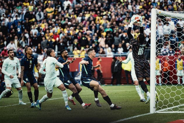 Brazil vs. France BOSTON, MA - 27.03.2026: BRAZIL VS. FRANCE - Mike Maignan defends during the International Friendly, Länderspiel, Nationalmannschaft against France at Gillette Stadium on March 26, 2026 in Foxborough, Massachusetts. (Photo: Victor EleutÃ rio Fotoarena) x2912484x  VictorxEleutÃ rio