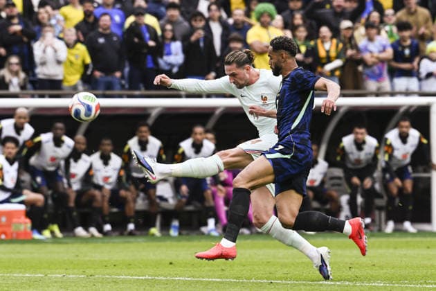 BOSTON, UNITED STATES - MARCH 27: Cunha of Brazil fights for possession with Adrien Rabiot of France during an international football friendly between Brazil v France at Gillette Stadium, Boston, USA. (Photo by Richard Callis Sports Press Photo) Copyright: xRichardxCallis SportsxPressxPhotox Sportspressphoto_SPR118878