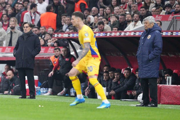 ISTANBUL, TURKIYE - MARCH 26: Coach Mircea Lucescu of Romania and Coach Vincenzo Montella of Turkiye in action during the 2026 World Cup Qualifying - UEFA, Playoff Semifinals match between Turkiye and Romania at Besiktas Park on March 26, 2026 in Istanbul, Turkiye.  Copyright: xAlexandraxFechetex xSPPx Sportspressphoto_SPR119001