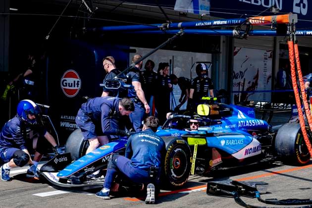 SUZUKA - Mechanics working on the car of Formula 1 driver Carlos Sainz of Atlassian Williams F1 Team during the Formula 1 Japan Suzuka free practice at the Suzuka Formula 1 circuit on March 27, 2025 in Suzuka, Japan. (Photo by DeFodi Images) -