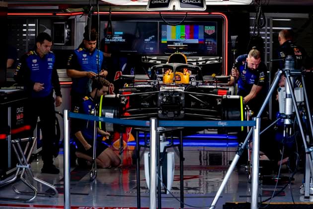 SUZUKA - Mechanics at work on the car of Formula 1 driver Max Verstappen or Oracle Red Bull Racing during the Formula 1 Japan Suzuka free practice at the Suzuka Formula 1 circuit on March 27, 2025 in Suzuka, Japan. (Photo by DeFodi Images) -