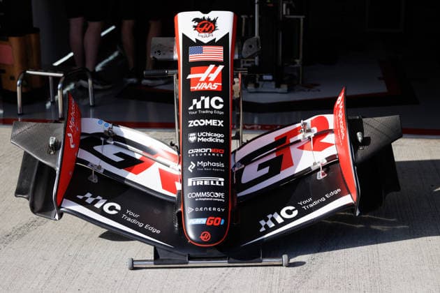 Formula 1, Day 1, Japanese Grand Prix 2026, Suzuka, Japan - Friday 27 March 2026. The front wing of the TGR Haas F1 Team in pit lane ahead of the F1 Grand Prix of Japan at the Suzuka Circuit Suzuka Japan Copyright: xGeorgexHitchensx xSOPAxImagesx gh_japanesegp2026_fri_paddock_8