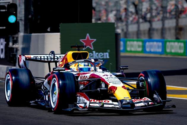 SUZUKA - Formula 1 driver Arvid Lindblad of Visa Cash App Racing Bulls Formula One Team during the Formula 1 Japan Suzuka free practice at the Suzuka Formula 1 circuit on March 27, 2025 in Suzuka, Japan. (Photo by DeFodi Images) -