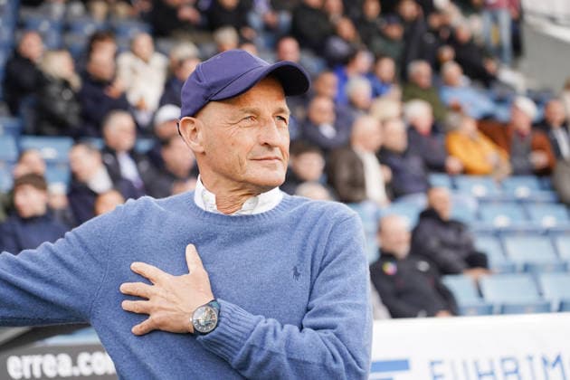 22.03.2026 Luzern Fussball Herren Super League Saison 2025 2026 FC Luzern - FC Lausanne Bild : Peter Zeidler Trainer FC Lausanne-Sport. Einzelbild *** 22 03 2026 Luzern Football Men Super League Season 2025 2026 FC Luzern FC Lausanne Sport Picture Peter Zeidler Coach FC Lausanne Sport Single picture 