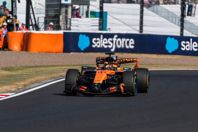 Formula 1 Aramco Japanese Grand Prix 2026 Remy Midez OVERTAKE MAXPPP - Suzuka 27 03 2026 81 PIASTRI Oscar (aus), McLaren Mastercard F1 Team, action at the Formula 1 Aramco Japanese Grand Prix 2026, the 3rd round of the 2026 FIA Formula 1 World Championship, WM, Weltmeisterschaft at the Suzuka Circuit in Suzuka, Japan, from 26 to 29 March 2026 Suzuka Suzuka Circuit Japan  Copyright: xOVERTAKE MAXPPPxRemyxMidezx OVT202603270596 OVT202603270596
